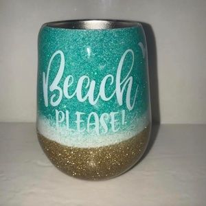 Beach wine cup